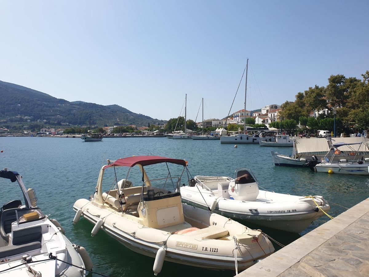 Lovely One-Bedroom Flat In Skopelos Exteriör bild